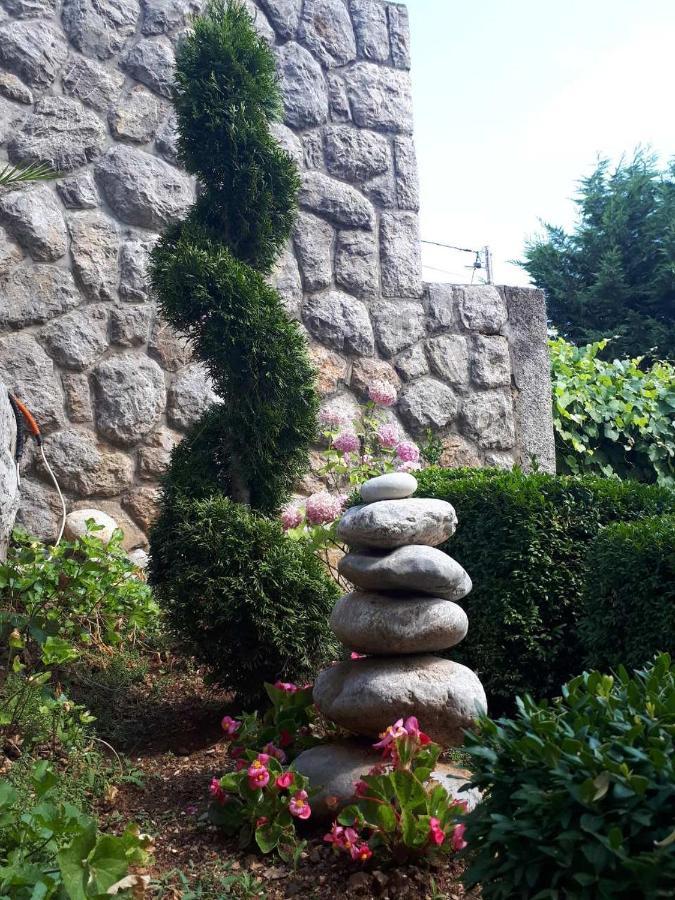 Lux Villa غييكا المظهر الخارجي الصورة
